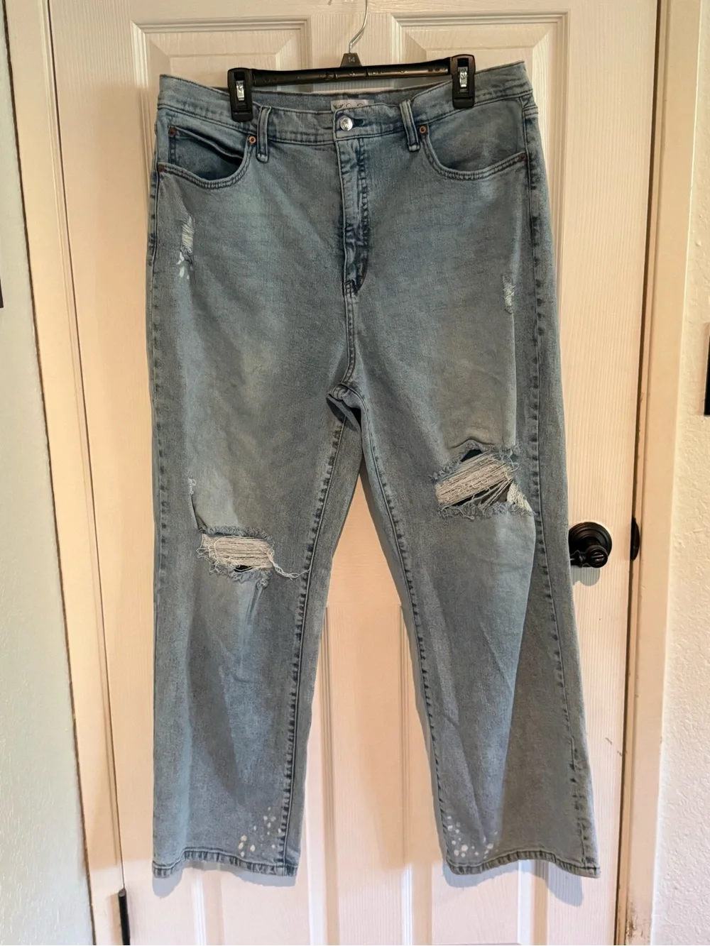 Light Blue Distressed Women's Jeans